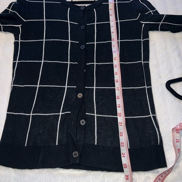 WOMEN'S Merona Button up cardigan Medium - Picture 5 of 6